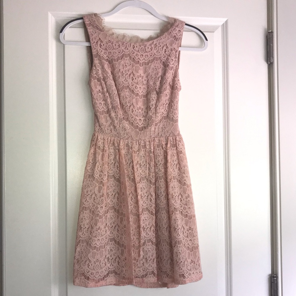 DELIAHS BLUSH LACE DRESS